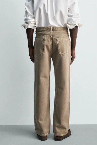 Джинсы прямого кроя- Заказать в России