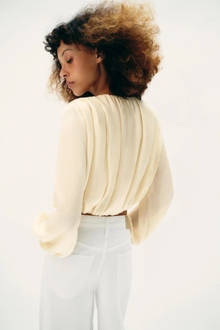 Атласная блуза объемного кроя- Заказать в России