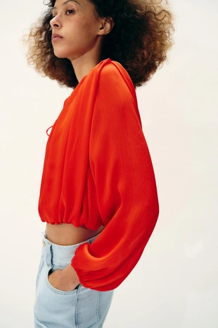 Атласная блуза объемного кроя- Заказать в России