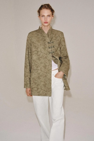 Жаккардовый блейзер с накидкой — коллекция Zara «Zw»- Заказать в России