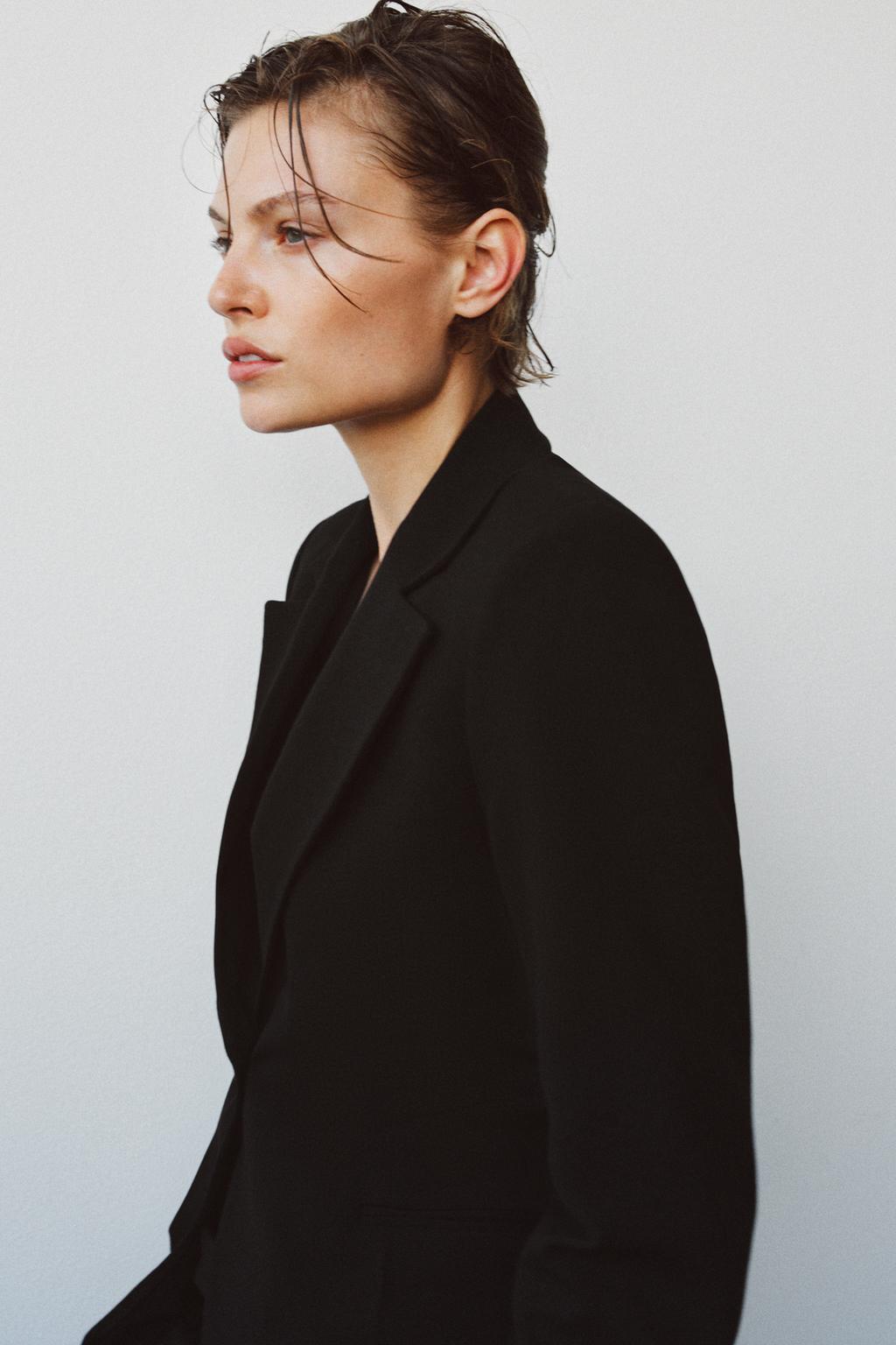 ПРИТАЛЕННЫЙ БЛЕЙЗЕР ИЗ СМЕСОВОЙ ШЕРСТИ — коллекция Zara «ZW» лимитированная серия