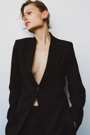 Приталенный блейзер из смесовой шерсти — коллекция Zara «Zw» лимитированная серия- Заказать в России