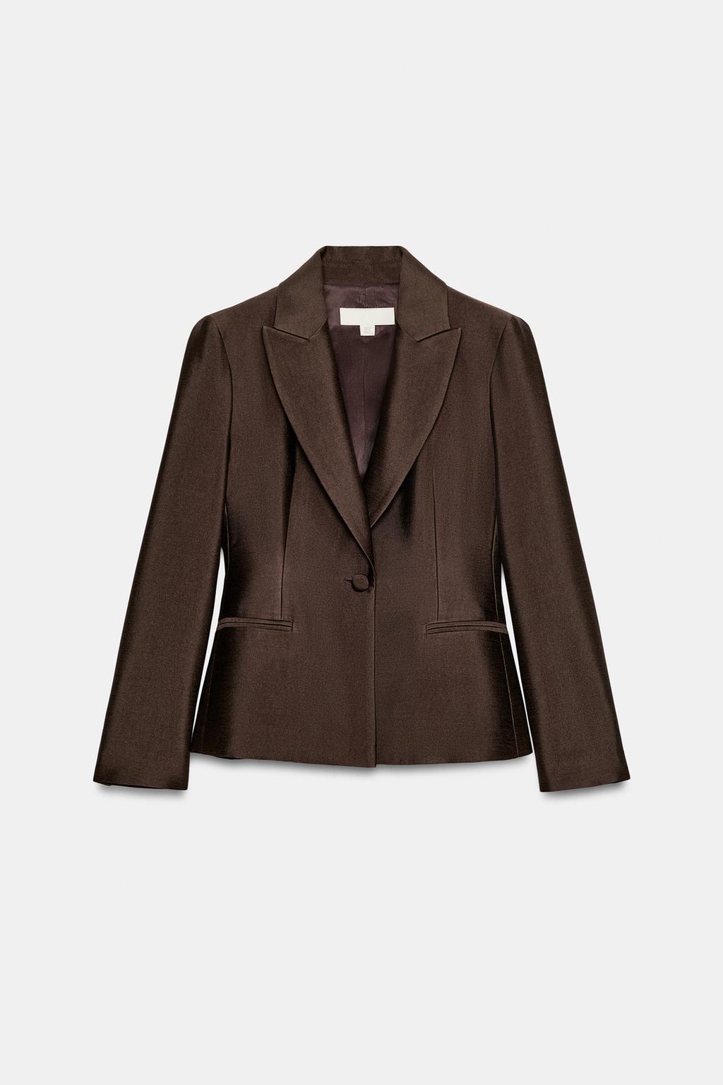 АТЛАСНЫЙ ПРИТАЛЕННЫЙ БЛЕЙЗЕР