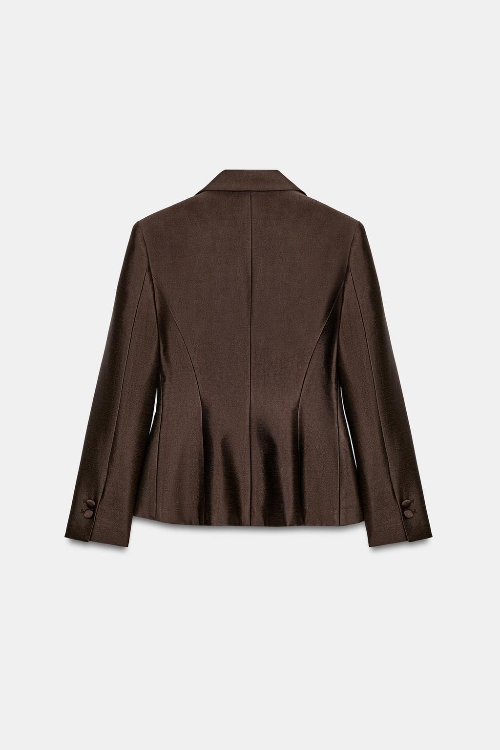 АТЛАСНЫЙ ПРИТАЛЕННЫЙ БЛЕЙЗЕР