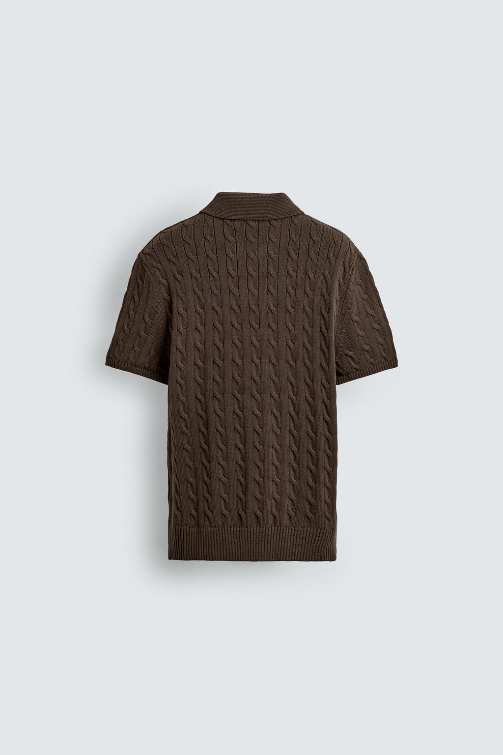 ПОЛО ИЗ РЕЛЬЕФНОГО ТРИКОТАЖА С КОСАМИ