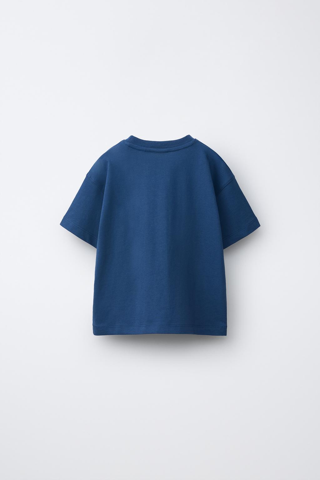 ФУТБОЛКА С НАДПИСЬЮ «МАМА И ПАПА»