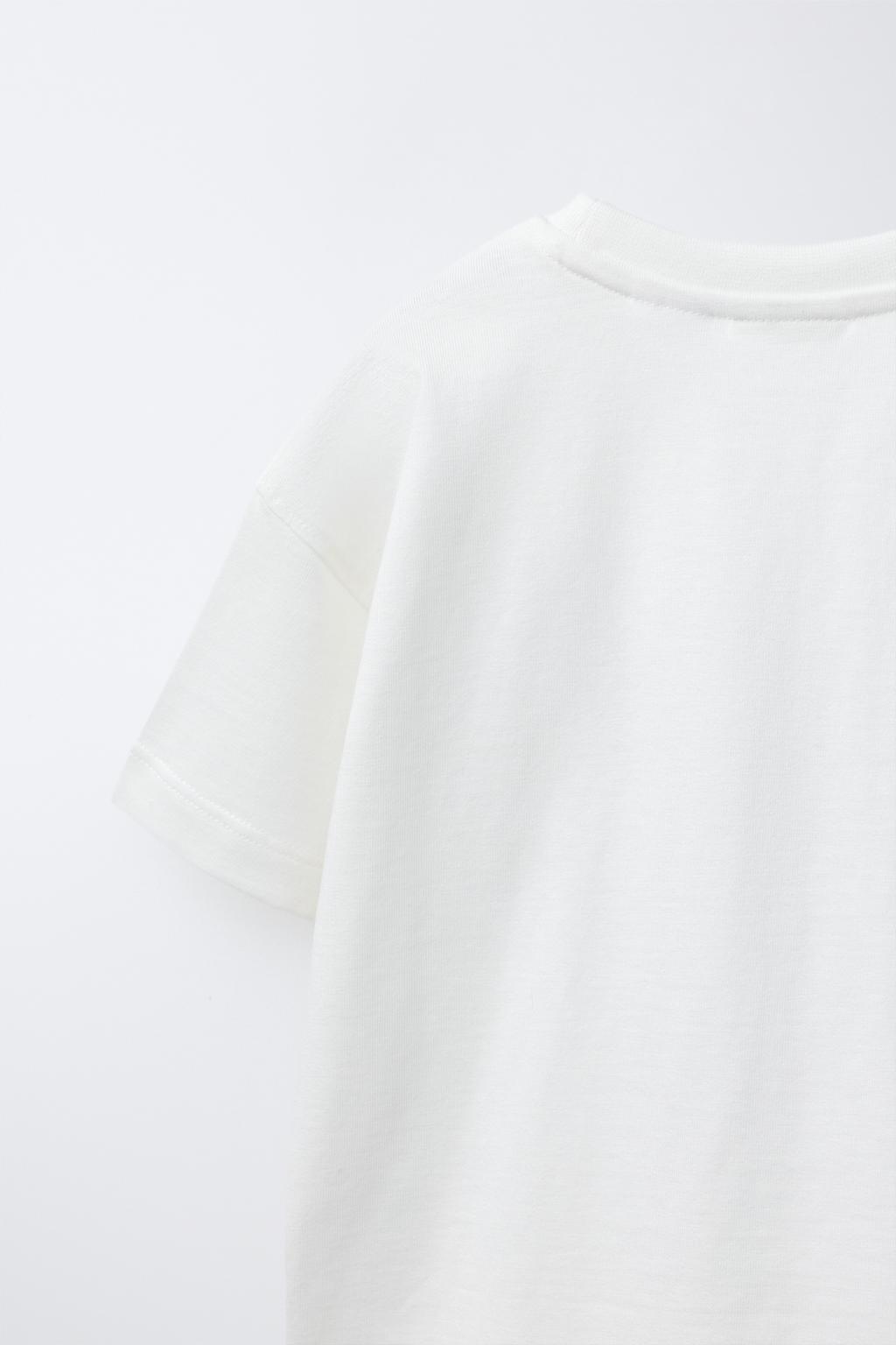 ФУТБОЛКА С НАДПИСЬЮ «МАМА И ПАПА»