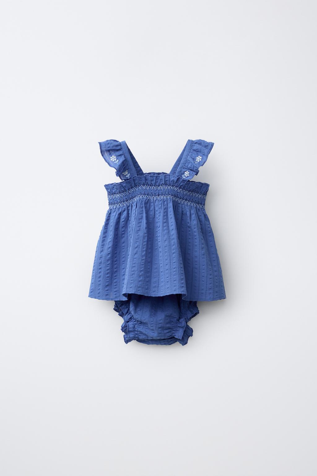 КОМПЛЕКТ ИЗ БЛУЗЫ И ТРУСОВ С ВЫШИТЫМИ ЦВЕТАМИ