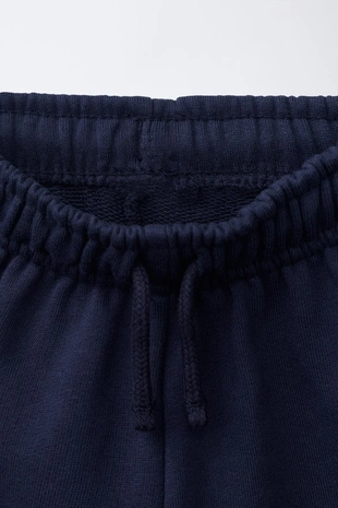 Шорты-бермуды базовые с текстовым принтом