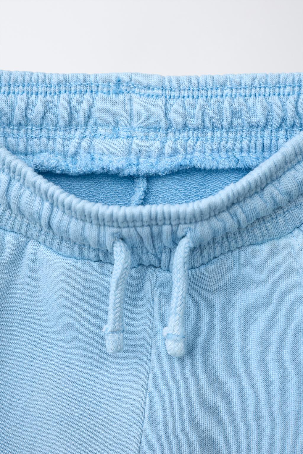 ШОРТЫ ИЗ МЯГКОЙ ТКАНИ С ОКРАШИВАНИЕМ И ВЫШИВКОЙ