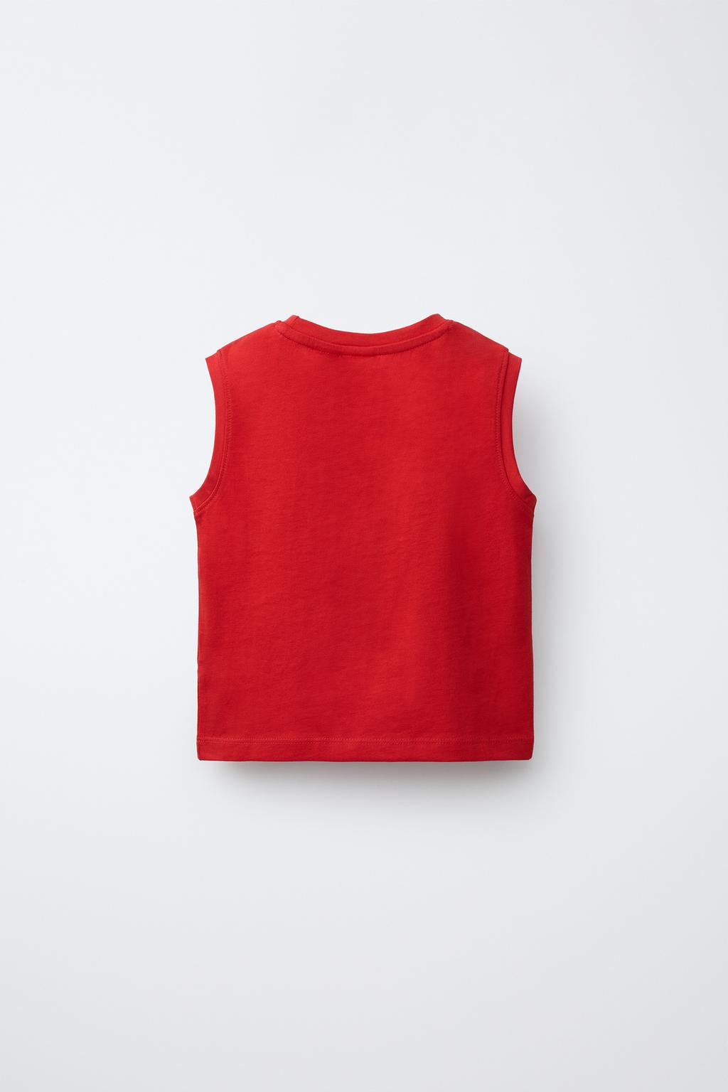 ОДНОТОННАЯ ФУТБОЛКА С КАРМАНОМ