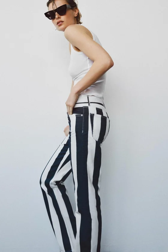 ДЖИНСЫ ПРЯМОГО КРОЯ В ПОЛОСКУ — коллекция Zara «ZW»