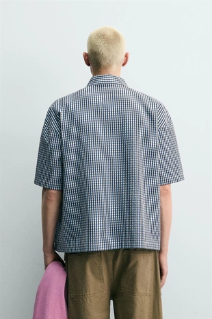 Рубашка  в клетку с контрастными нашивками- Заказать в России