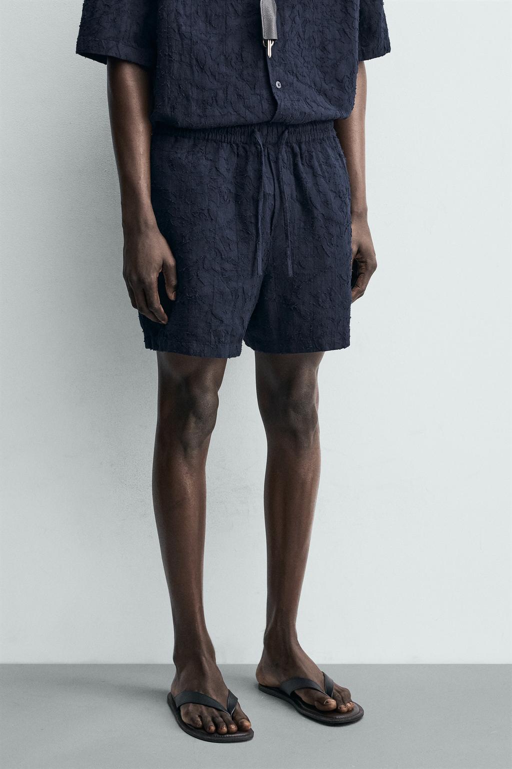 ЖАККАРДОВЫЕ ШОРТЫ ИЗ РЕЛЬЕФНОЙ ТКАНИ