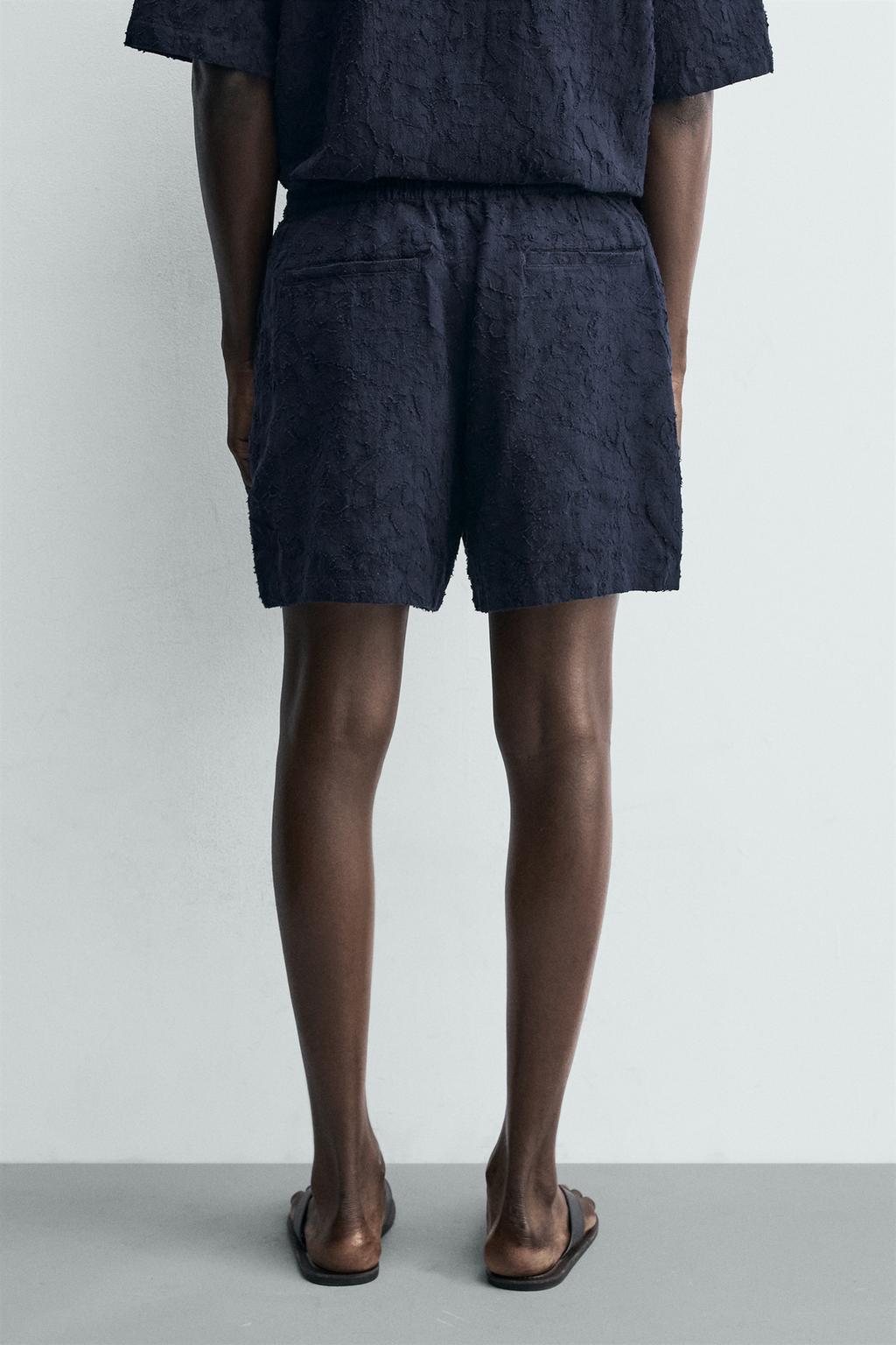 ЖАККАРДОВЫЕ ШОРТЫ ИЗ РЕЛЬЕФНОЙ ТКАНИ