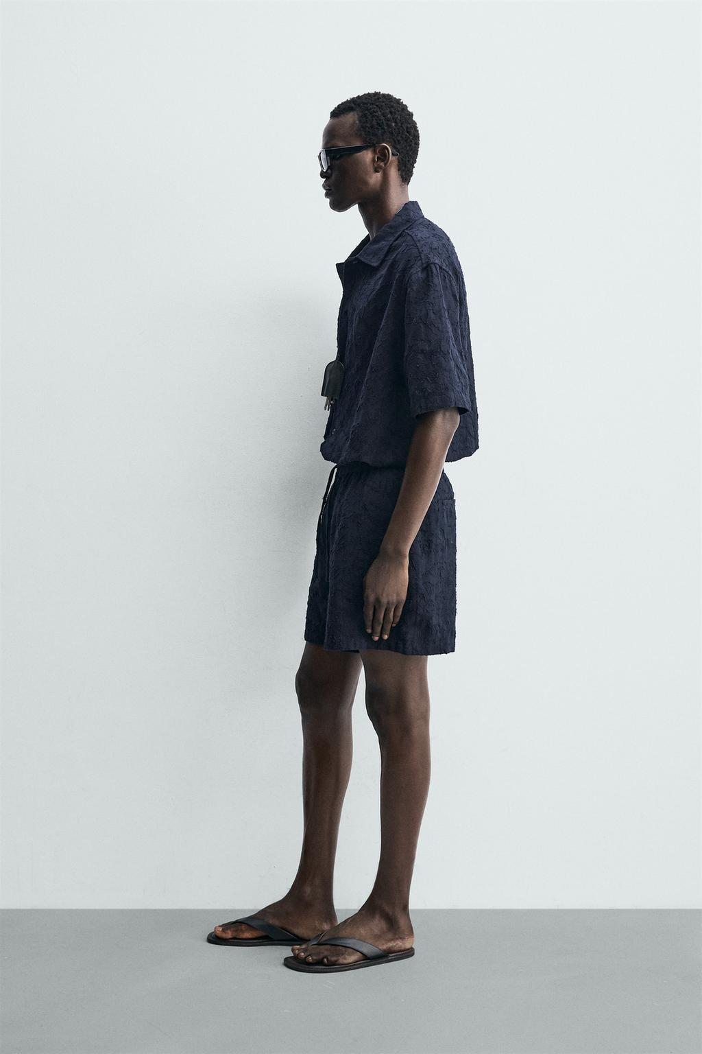 ЖАККАРДОВЫЕ ШОРТЫ ИЗ РЕЛЬЕФНОЙ ТКАНИ