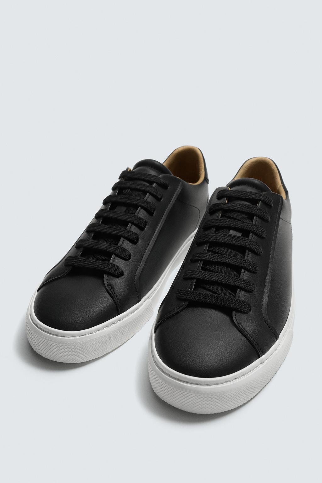 МИНИМАЛИСТИЧНЫЕ КРОССОВКИ