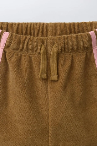 Комплект джоггинг: футболка и шорты из махровой ткани