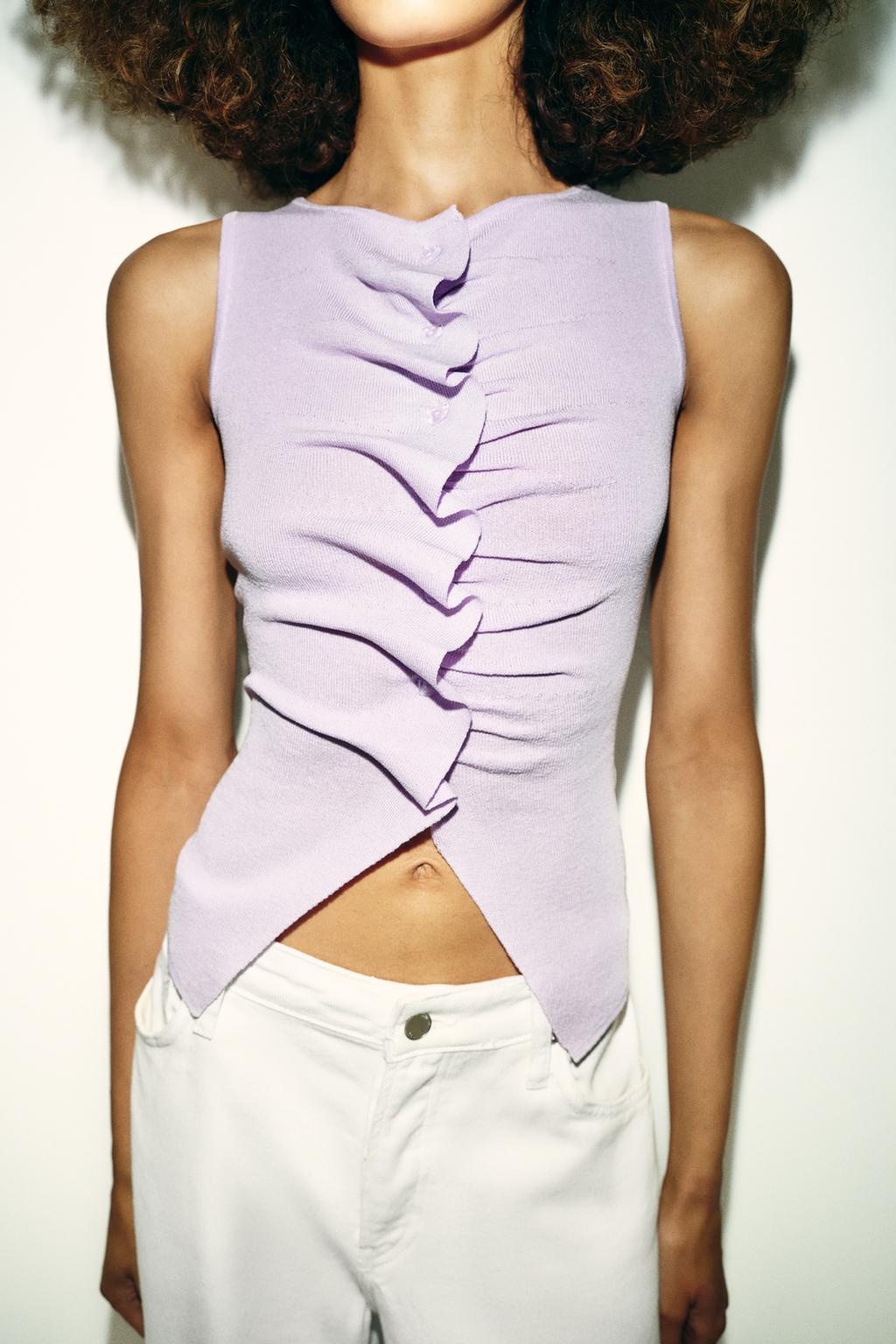 ТРИКОТАЖНЫЙ ТОП СО СБОРКАМИ