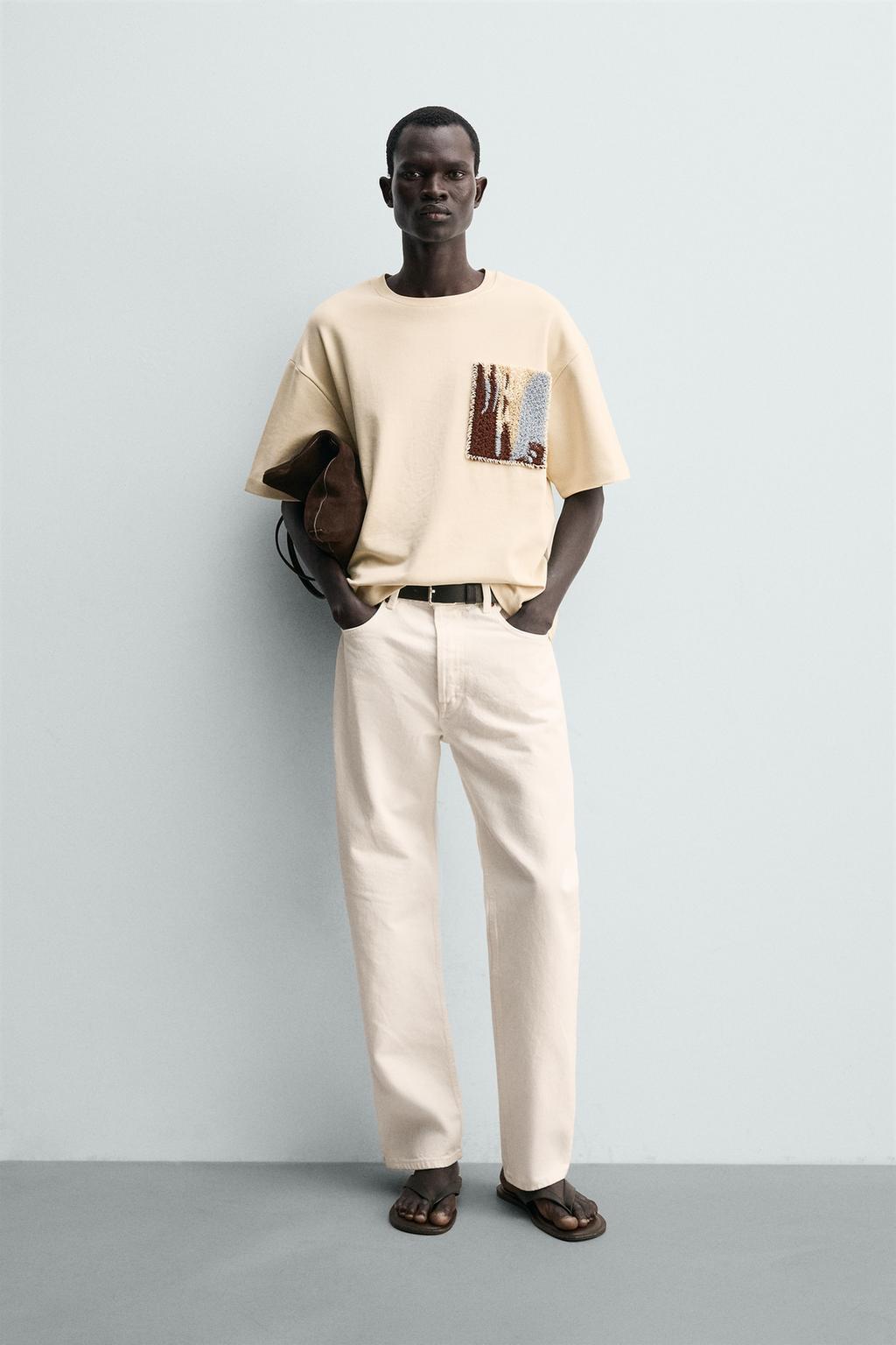 ФУТБОЛКА С КОМБИНИРОВАННОЙ НАШИВКОЙ