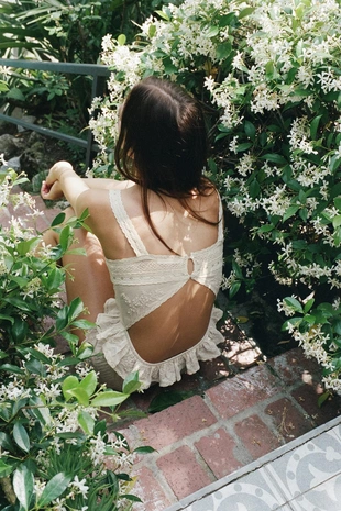 Боди с цветочной вышивкой и бисером- Заказать в России