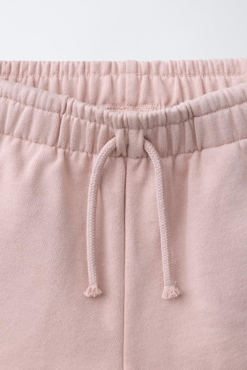 ШОРТЫ ИЗ МЯГКОЙ ТКАНИ С НАШИВКОЙ «ЗВЕЗДА»