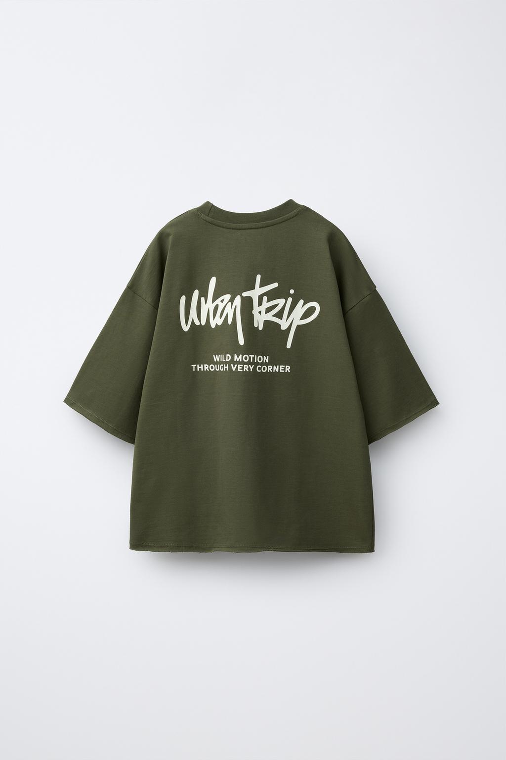 ФУТБОЛКА С ДЕКОРАТИВНЫМИ ШВАМИ