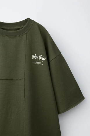 Футболка с декоративными швами- Заказать в России