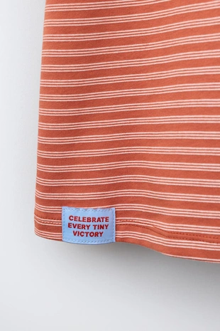 Футболка в полоску с вышивкой- Заказать в России