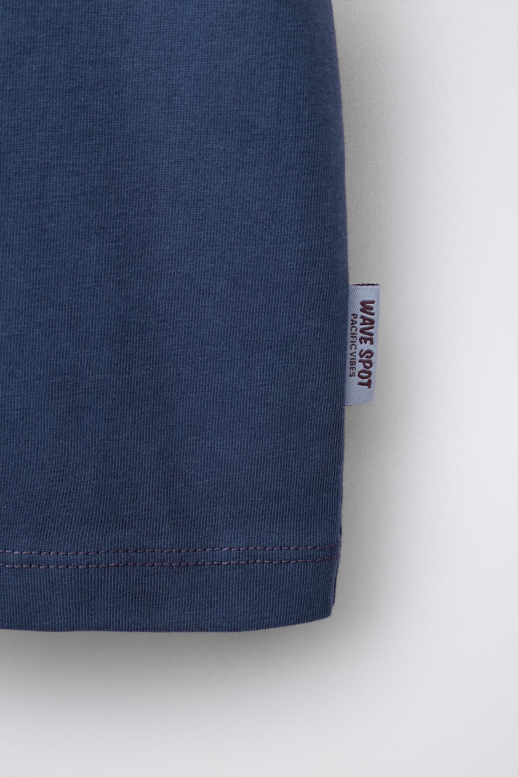 КОМПЛЕКТ ИЗ ФУТБОЛКИ И ШОРТОВ