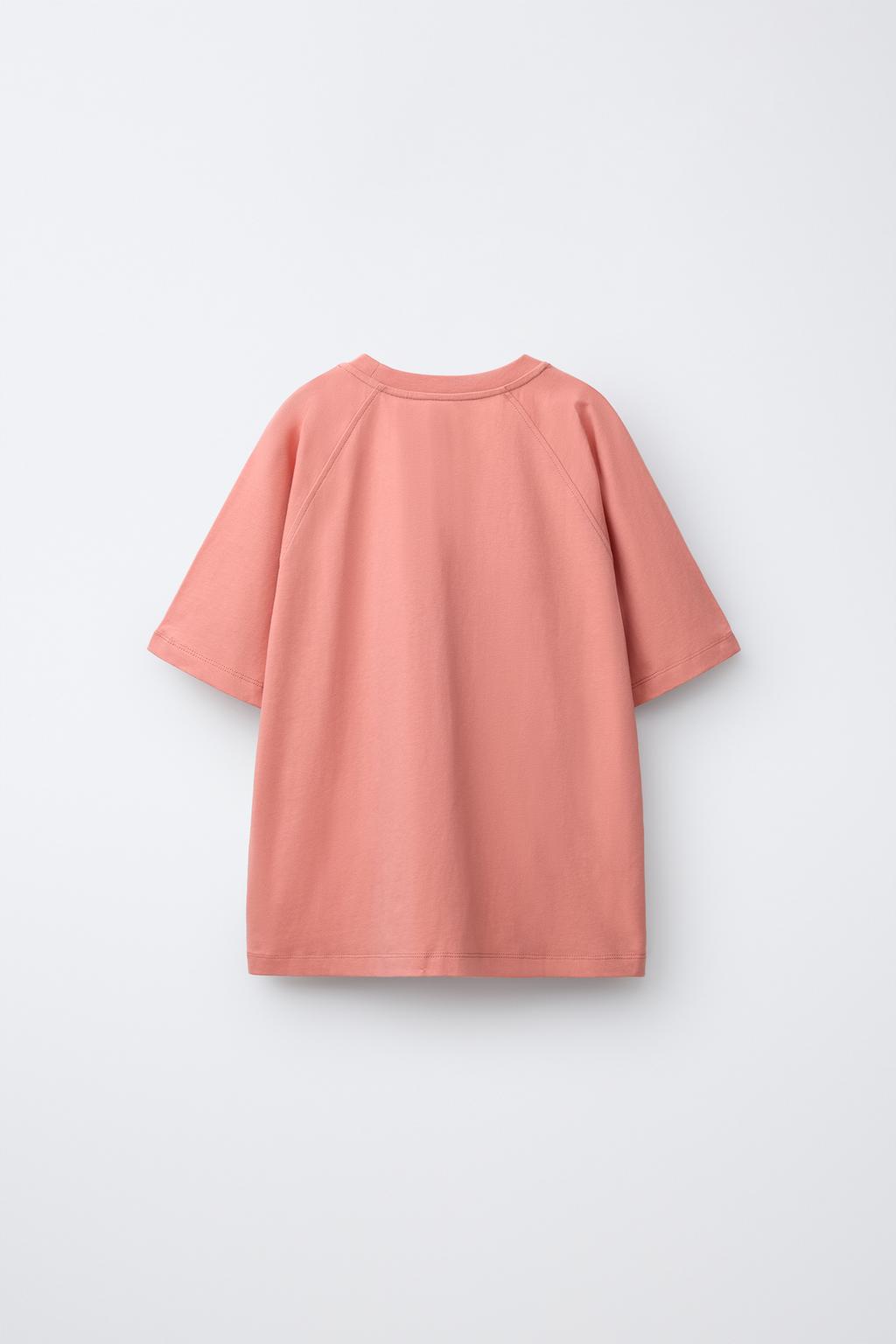 КОМПЛЕКТ ИЗ ФУТБОЛКИ И ШОРТОВ