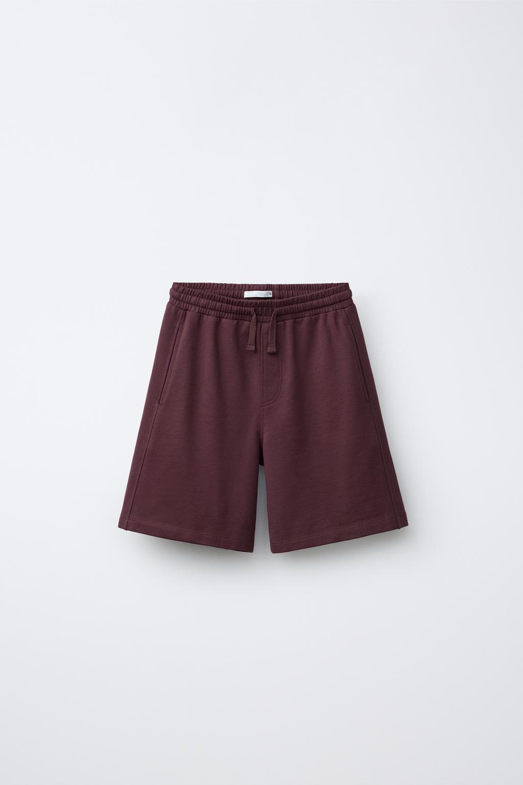 КОМПЛЕКТ ИЗ ФУТБОЛКИ И ШОРТОВ