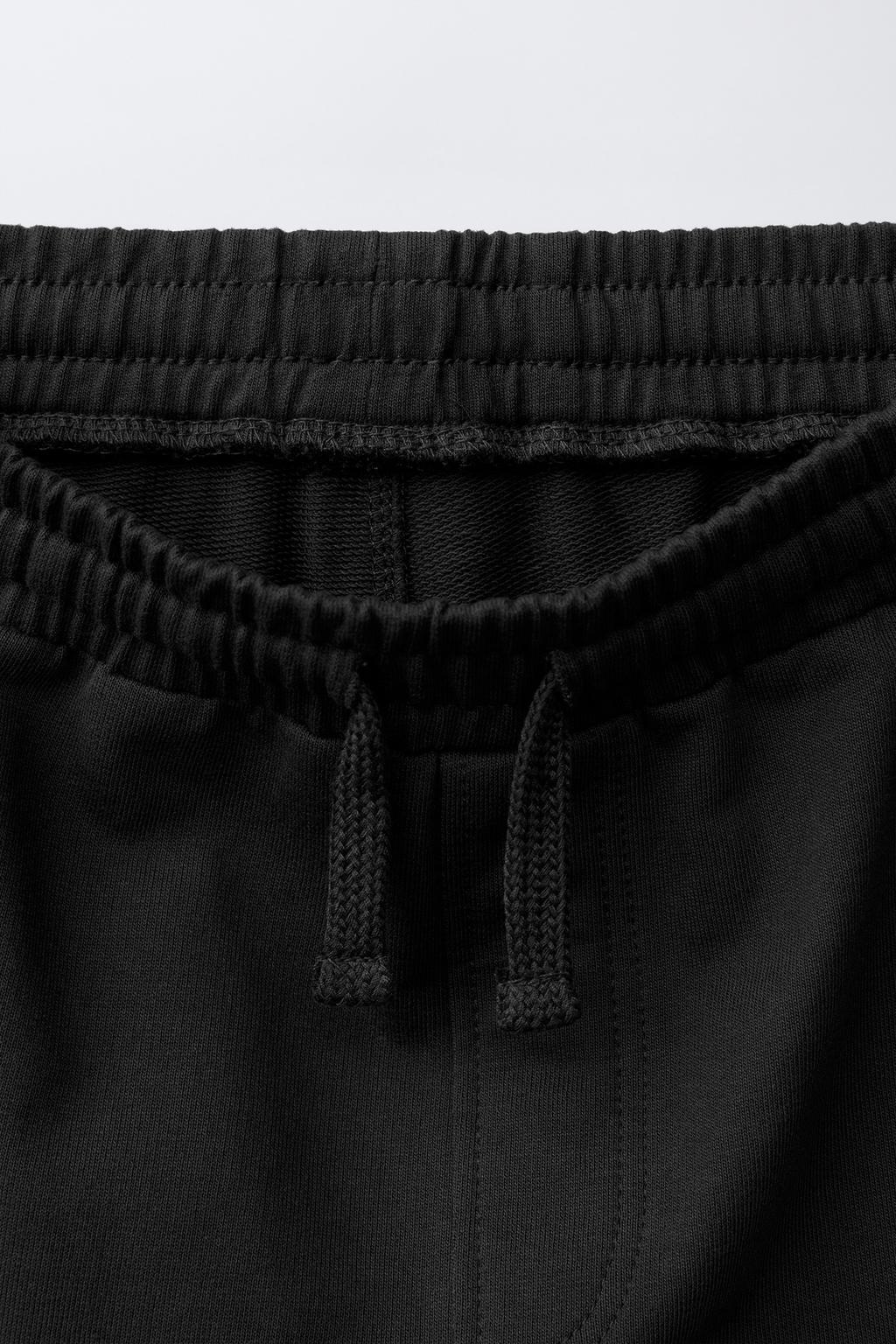 КОМПЛЕКТ ИЗ ФУТБОЛКИ И ШОРТОВ