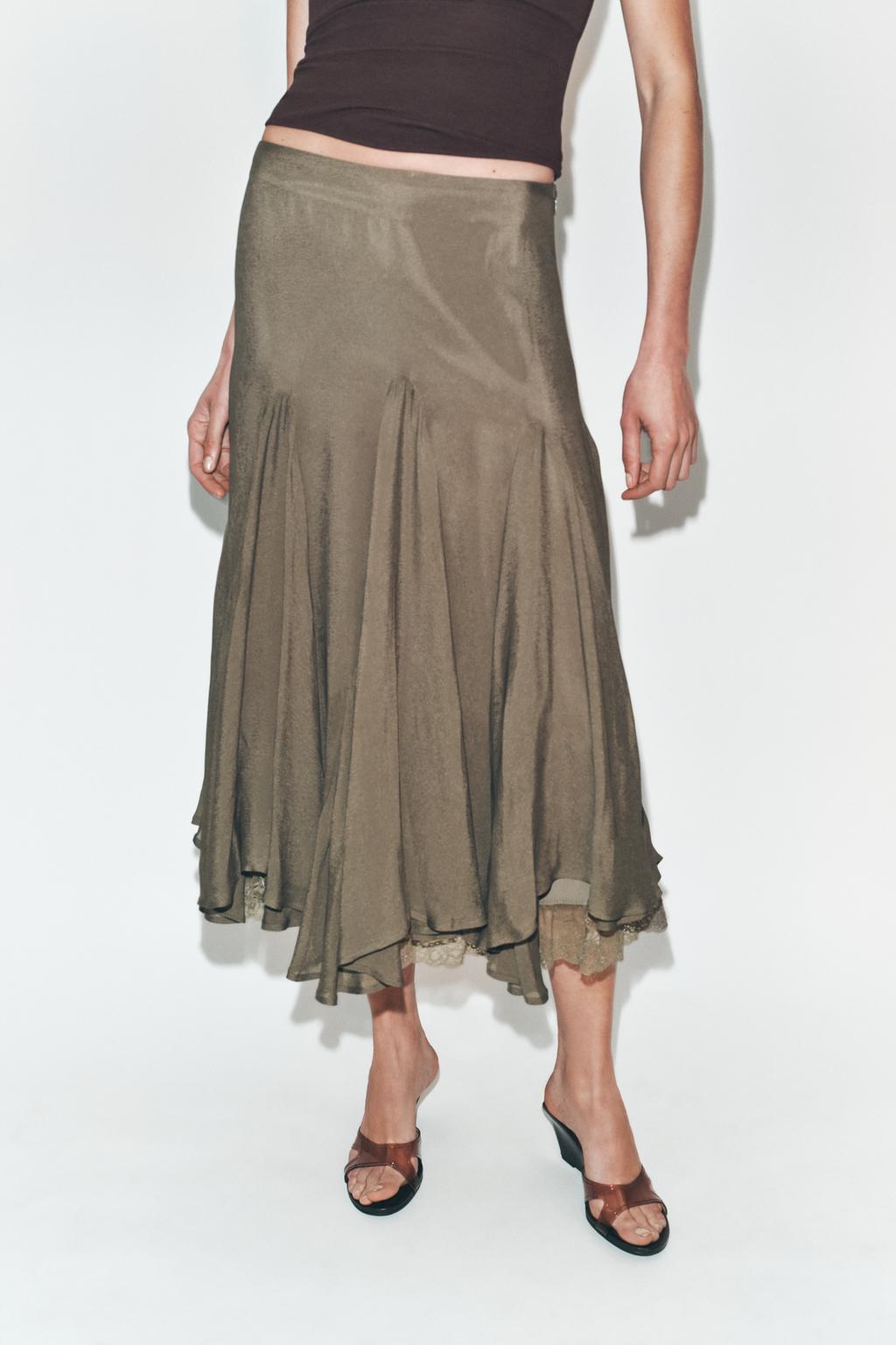 ЮБКА ГОДЕ ИЗ СТРУЯЩЕЙСЯ ТКАНИ С КРУЖЕВОМ