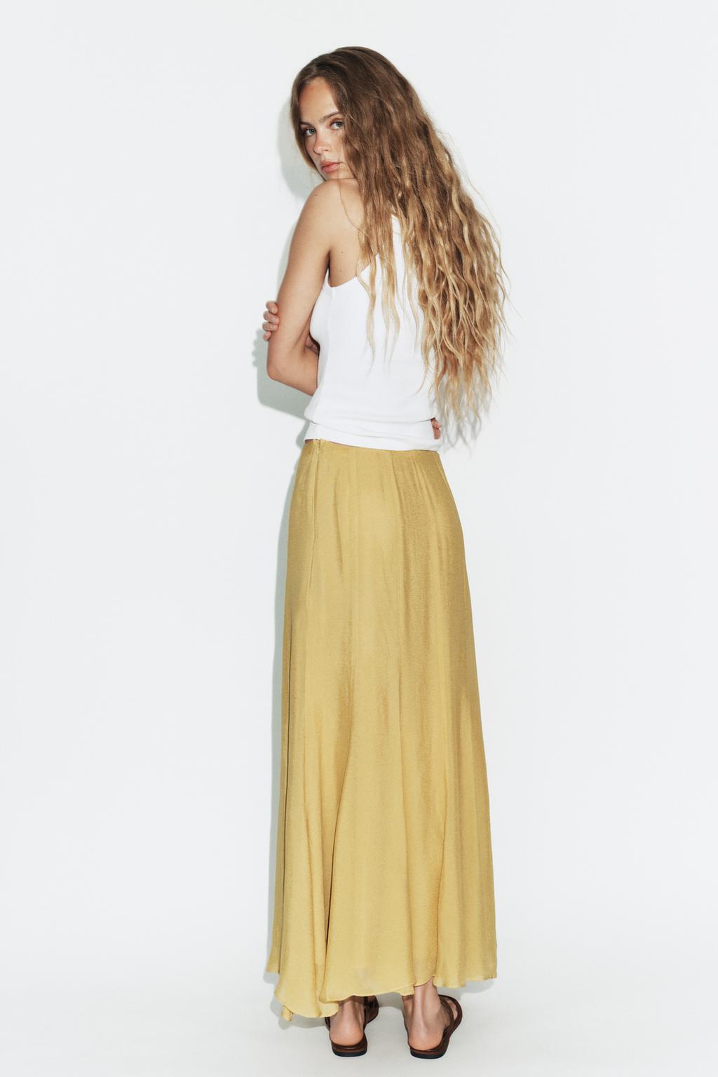 ДЛИННАЯ СТРУЯЩАЯСЯ ЮБКА