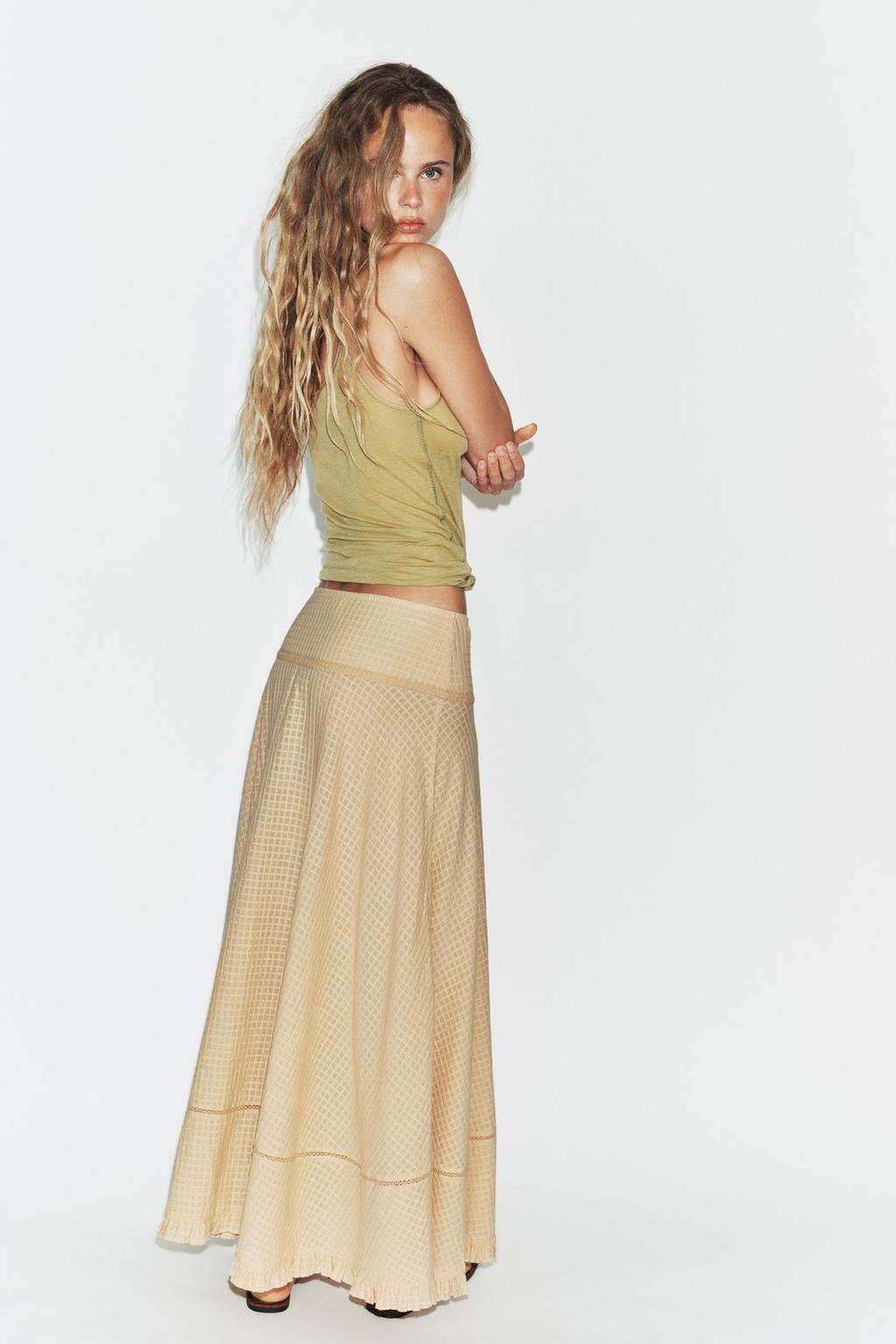 ЮБКА МИДИ СТРУКТУРНАЯ