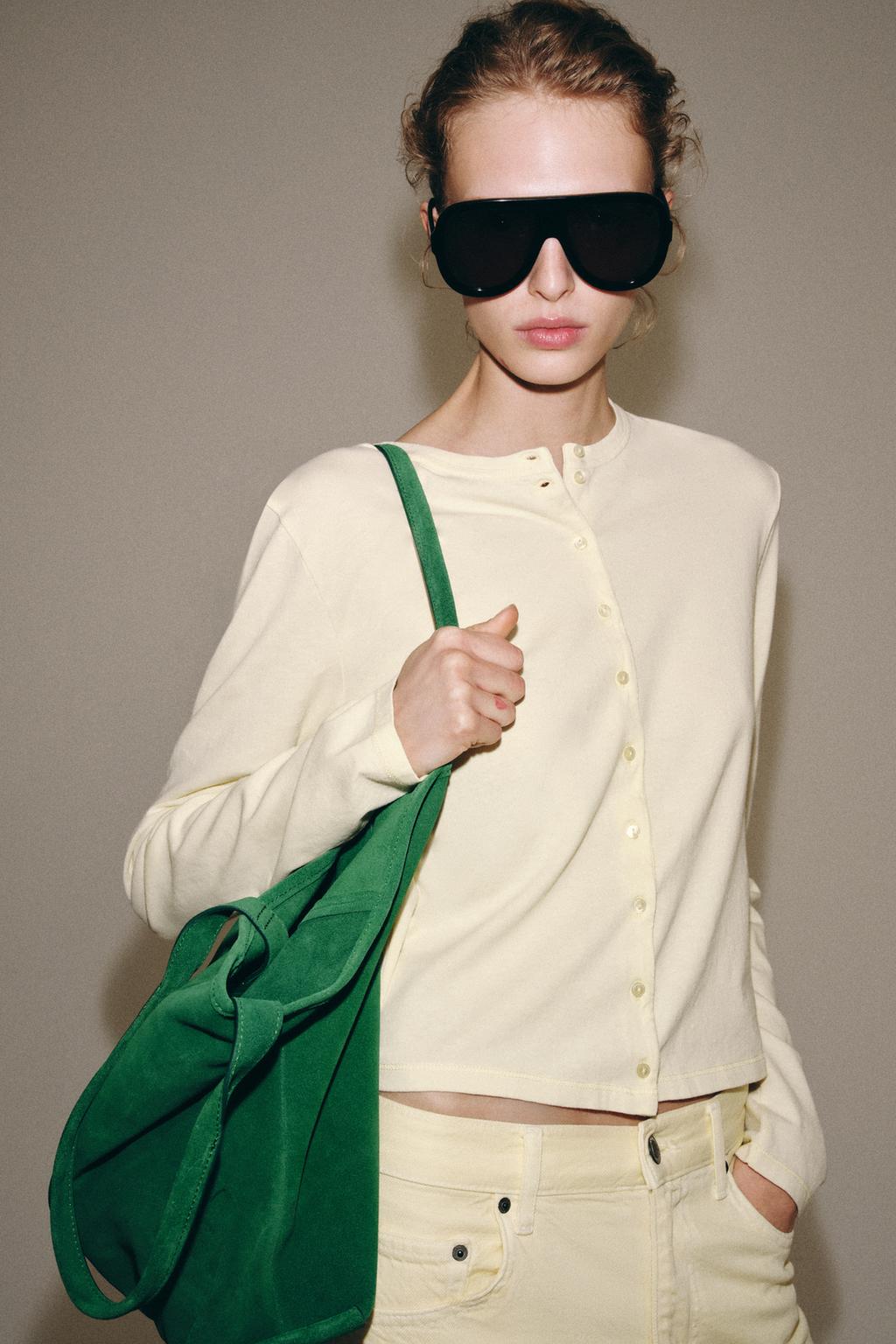 ФУТБОЛКА ИЗ 100% ХЛОПКА НА ПУГОВИЦАХ