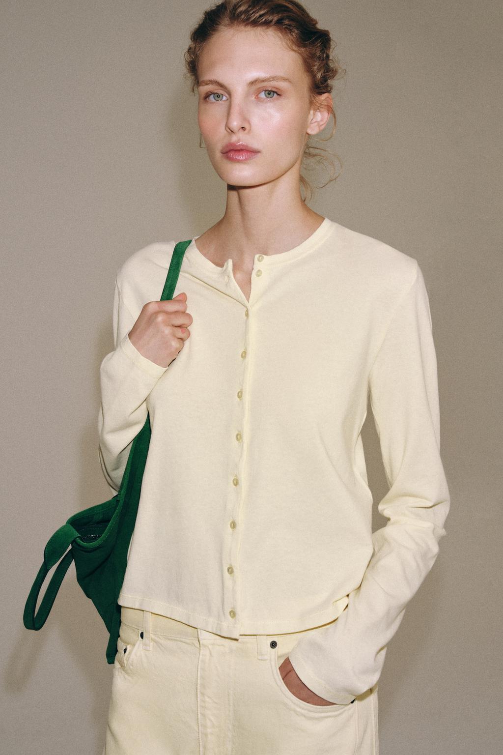 ФУТБОЛКА ИЗ 100% ХЛОПКА НА ПУГОВИЦАХ