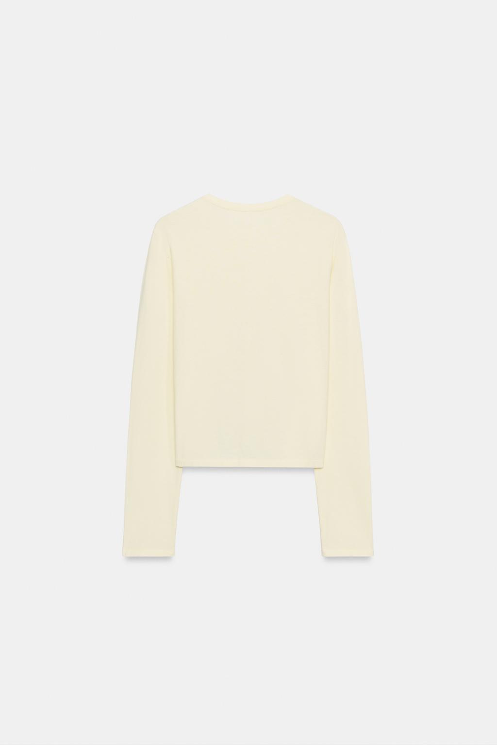 ФУТБОЛКА ИЗ 100% ХЛОПКА НА ПУГОВИЦАХ