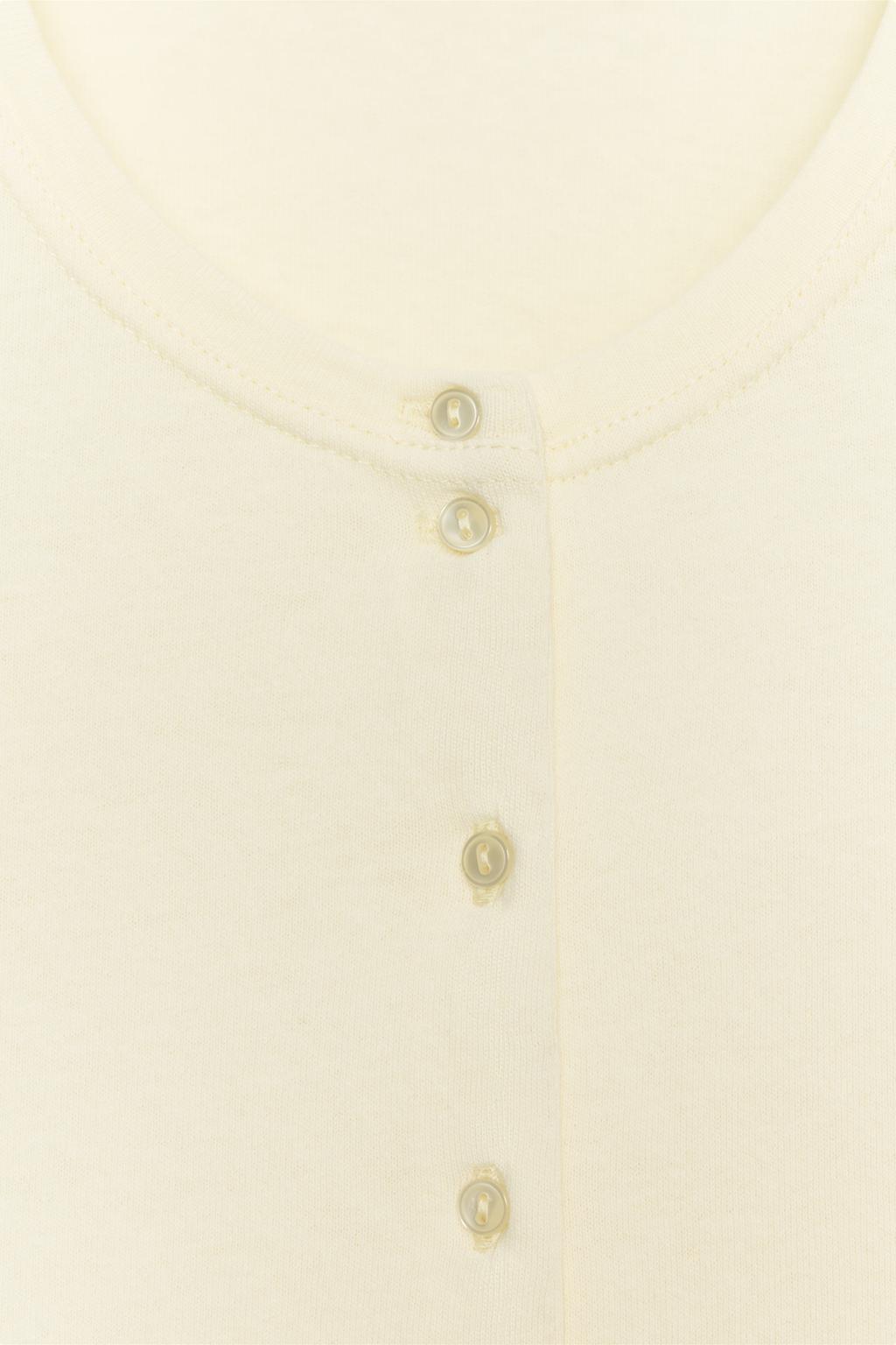 ФУТБОЛКА ИЗ 100% ХЛОПКА НА ПУГОВИЦАХ