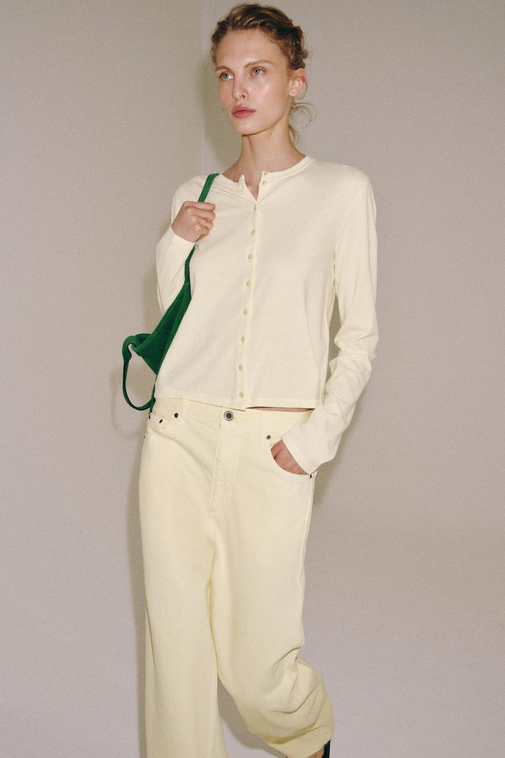 ФУТБОЛКА ИЗ 100% ХЛОПКА НА ПУГОВИЦАХ