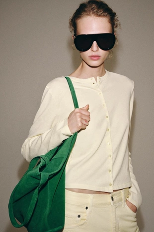 Футболка из 100% хлопка на пуговицах- Заказать в России