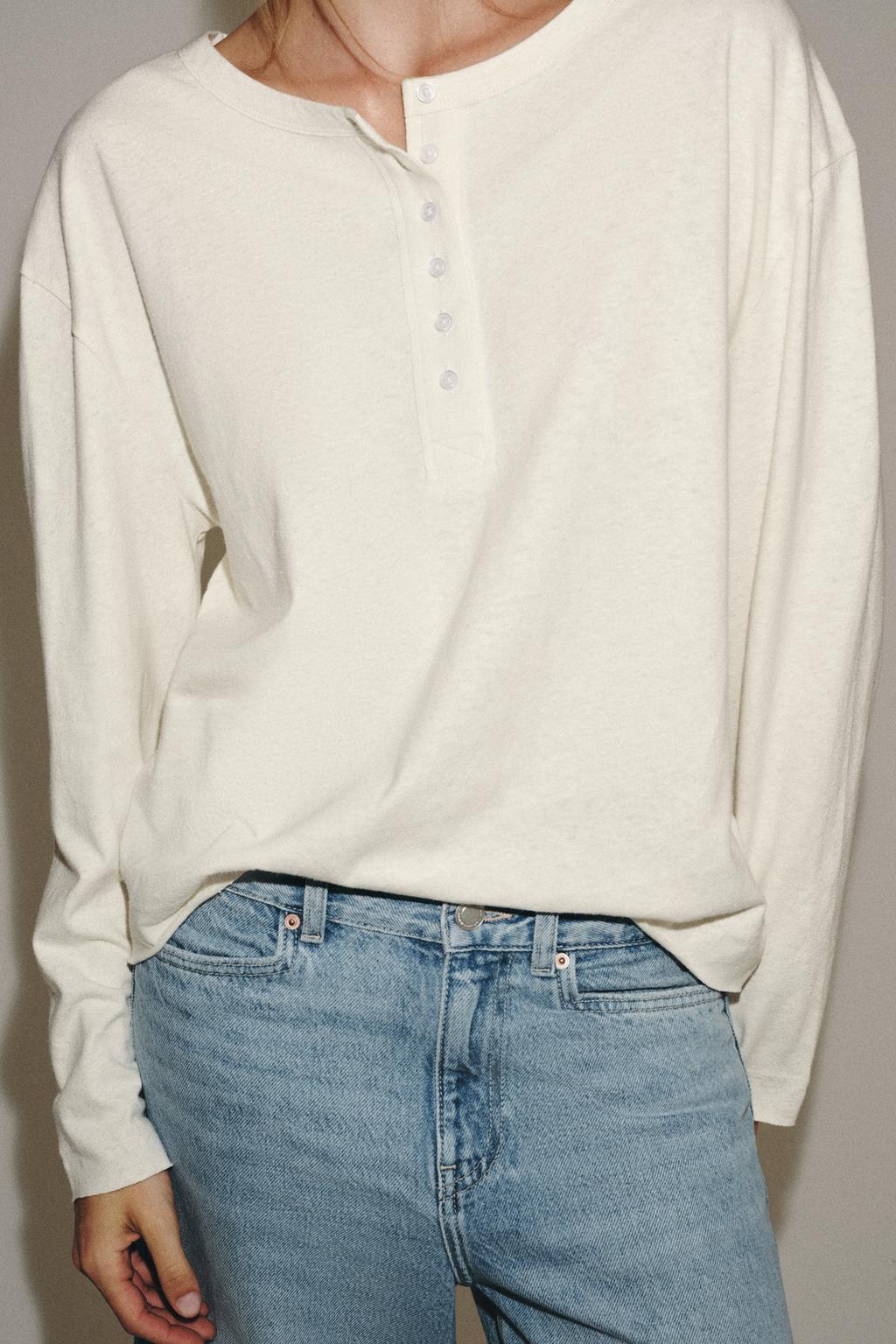 ФУТБОЛКА В СТИЛЕ РУСТИК С ВОРОТНИКОМ НА ПУГОВИЦАХ