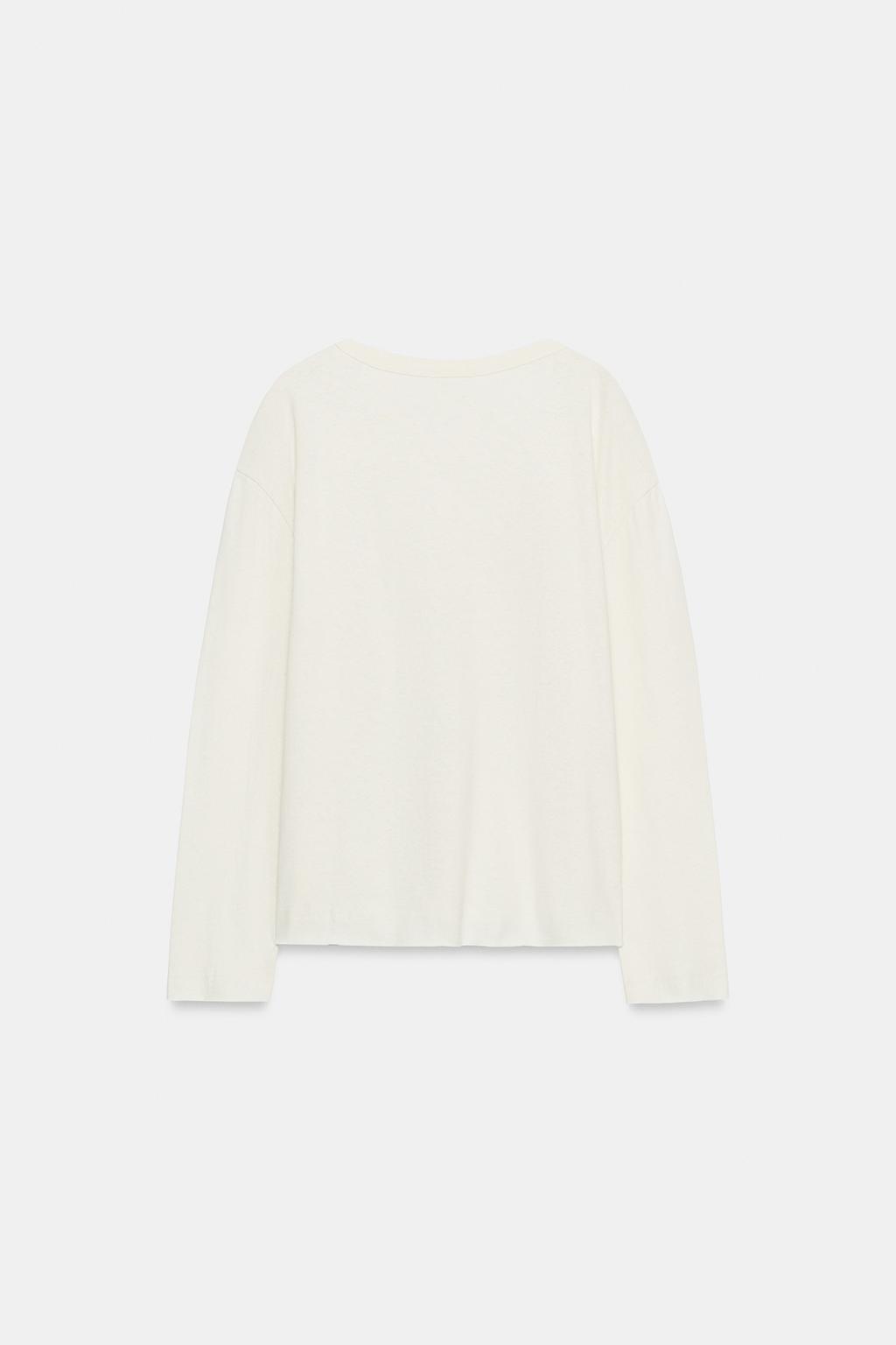 ФУТБОЛКА В СТИЛЕ РУСТИК С ВОРОТНИКОМ НА ПУГОВИЦАХ