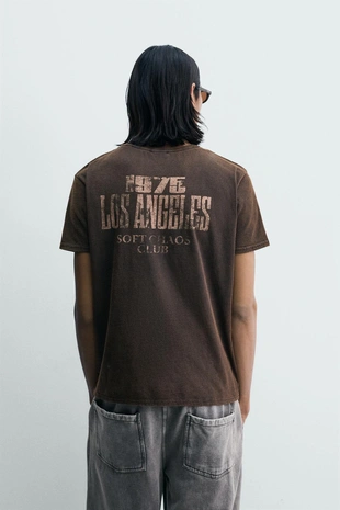 Футболка с надписью и эффектом потертости- Заказать в России