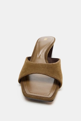 Босоножки на широком каблуке из замши- Заказать в России