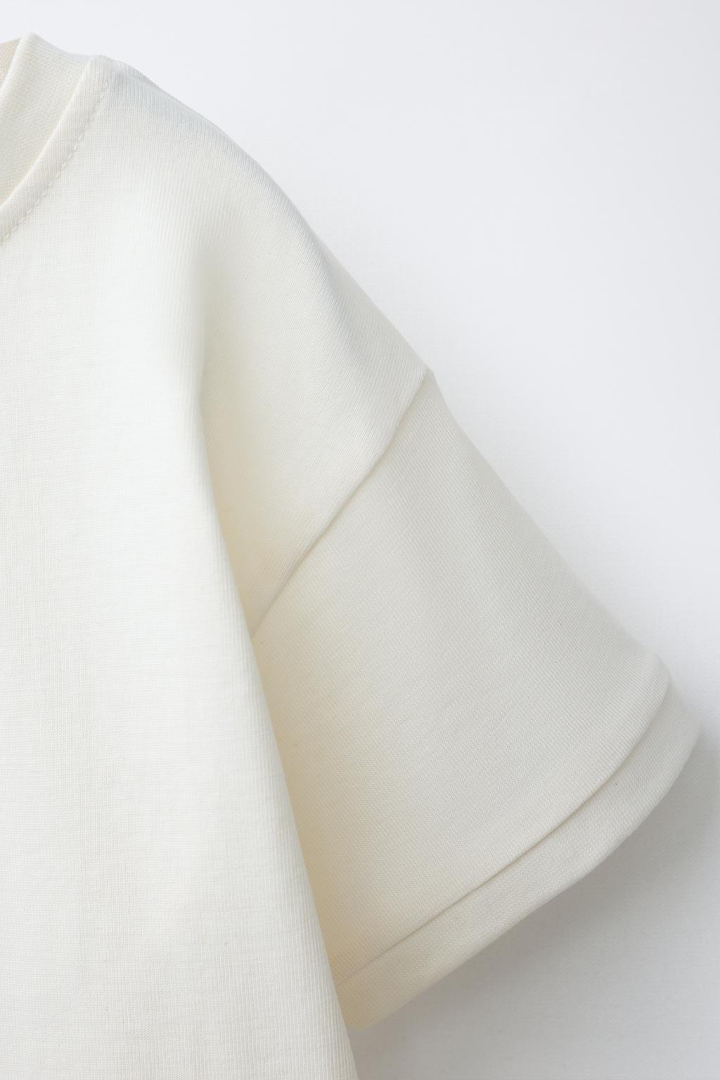 ФУТБОЛКА С ВЫШИТОЙ РЫБОЙ