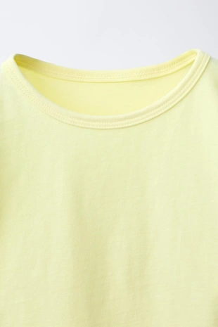 Однотонная футболка- Заказать в России