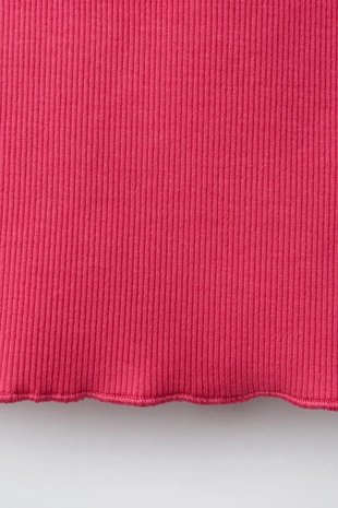 Футболка в рубчик без рукавов с вышивкой