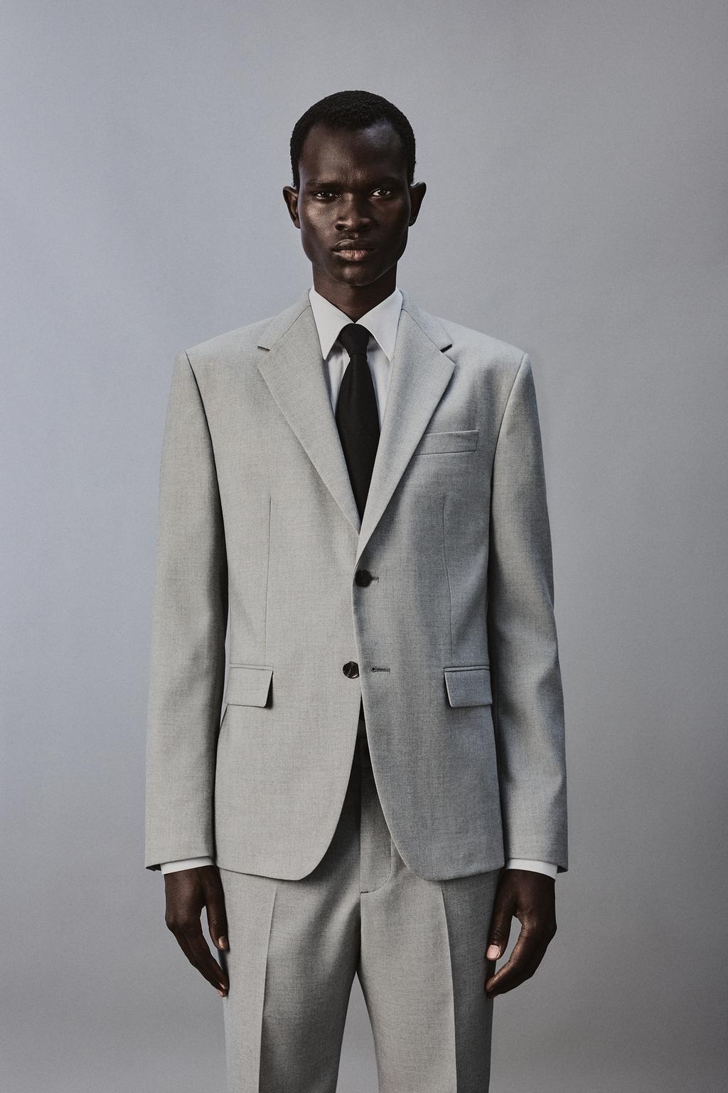 КОСТЮМНЫЙ ПИДЖАК КОМФОРТНОЙ ПОСАДКИ